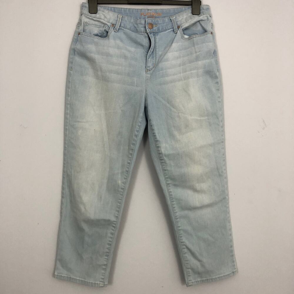 Chicos Platinum Crop Jeans Womens 1.5 (US 10) Light Wash Denim High Rise Casual